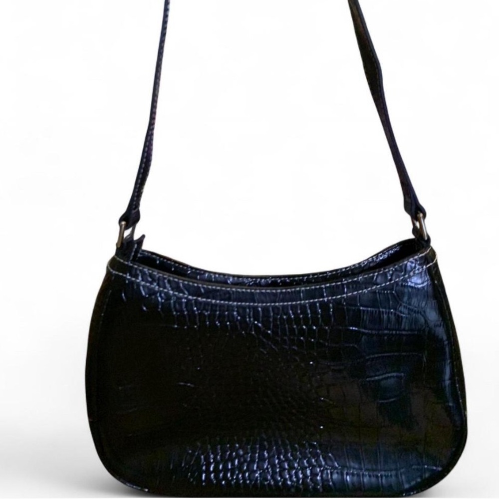 Vintage Y2K Liz Claiborne Black Croc-Embossed Shoulder Bag